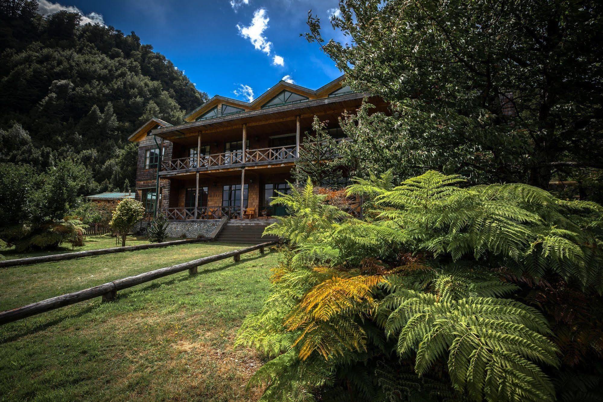 Mitico Puelo Lodge Las Gualas Buitenkant foto