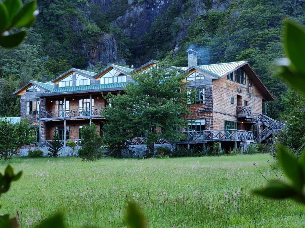 Mitico Puelo Lodge Las Gualas Buitenkant foto